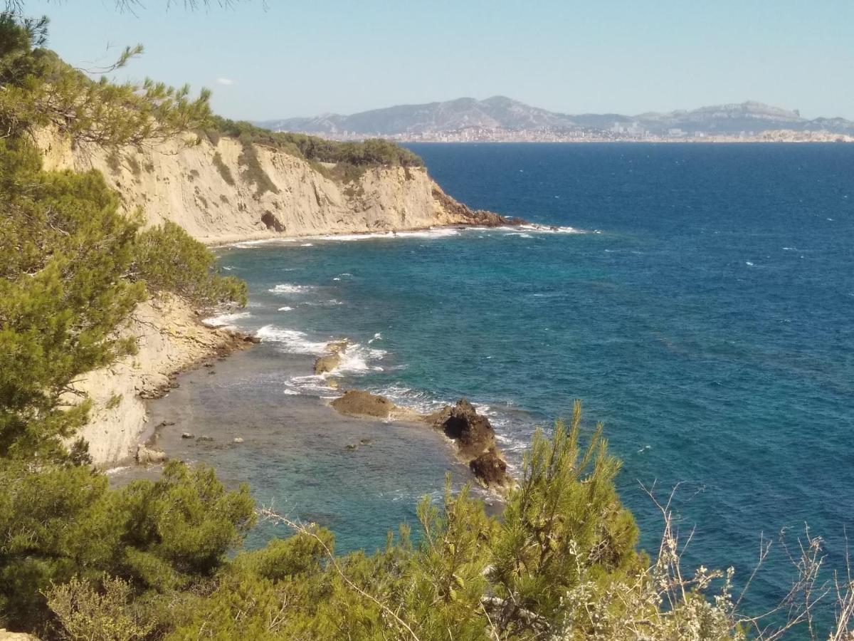 Les Mondes - Appartement Bas De Maison Ensues-la-Redonne Buitenkant foto