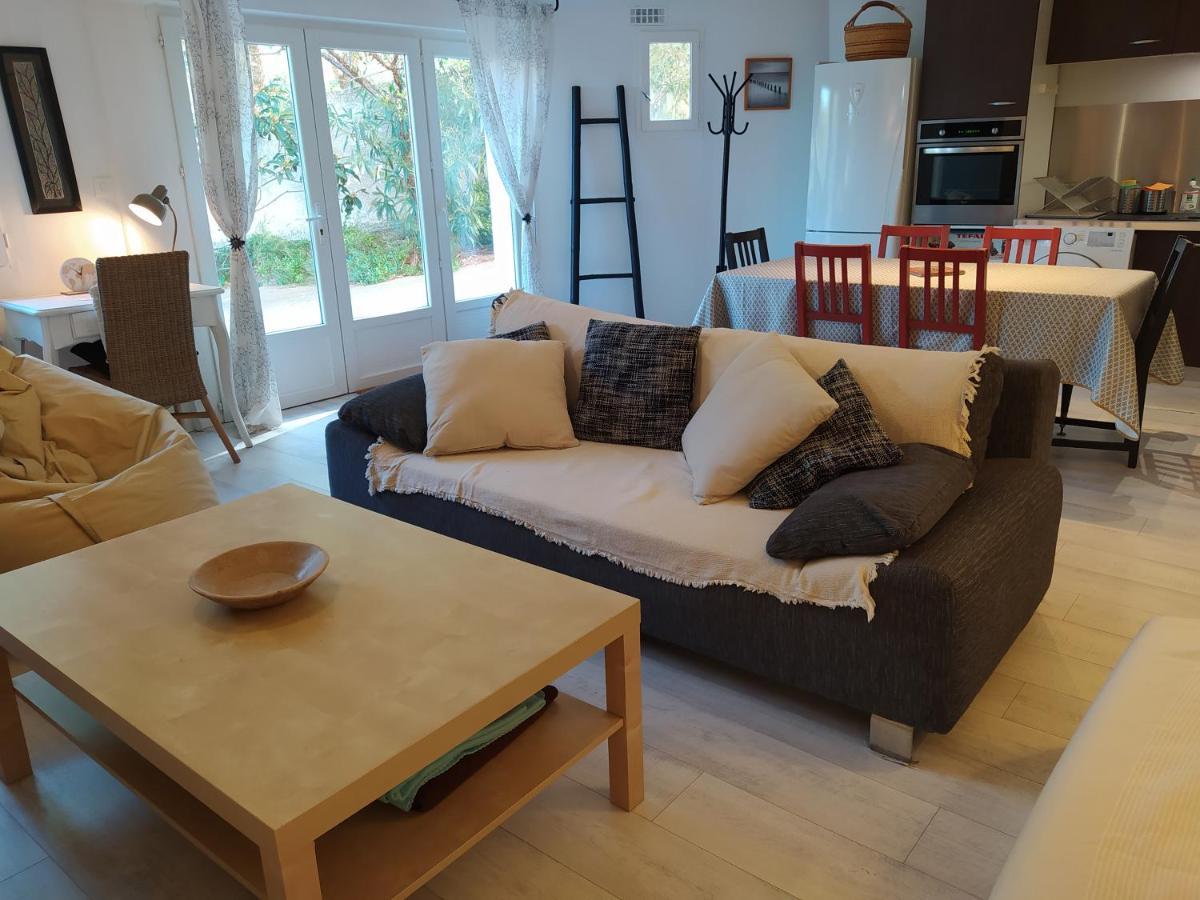Les Mondes - Appartement Bas De Maison Ensues-la-Redonne Buitenkant foto