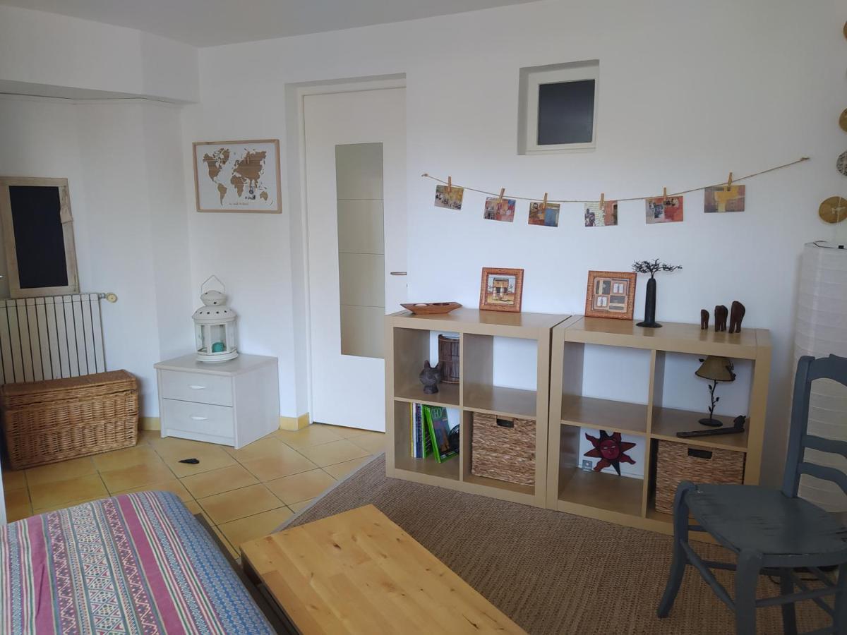 Les Mondes - Appartement Bas De Maison Ensues-la-Redonne Buitenkant foto