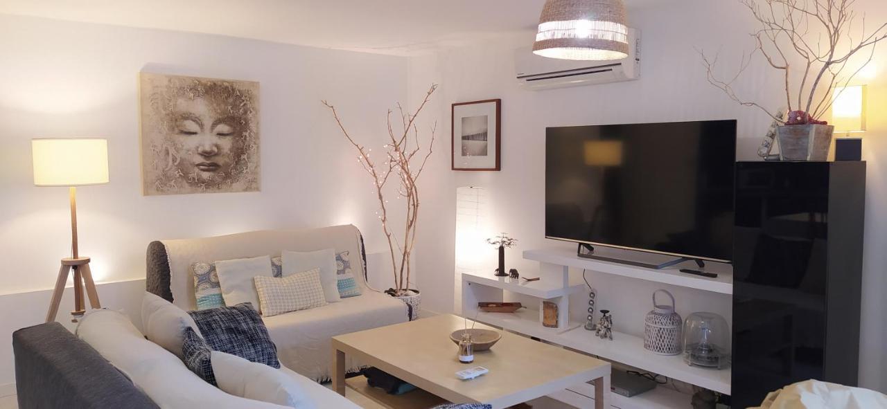 Les Mondes - Appartement Bas De Maison Ensues-la-Redonne Buitenkant foto
